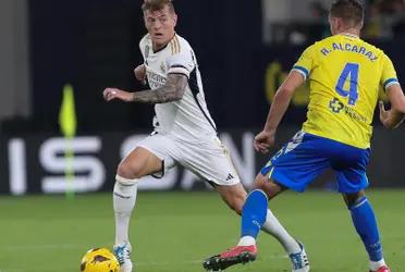 Kroos con el balón